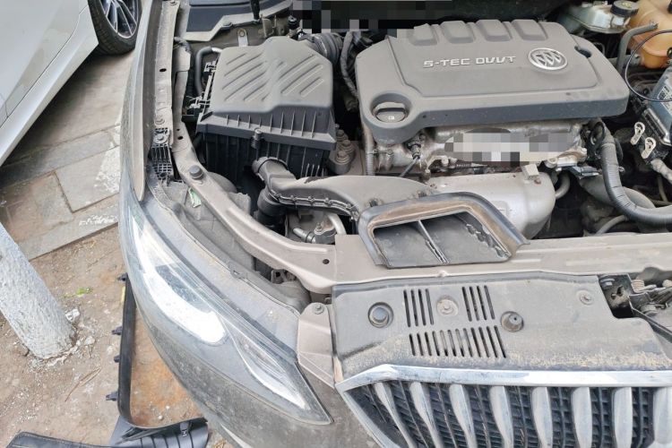 Used Buick GT 2015 15N Automatic Deluxe Edition Engine Bay Right