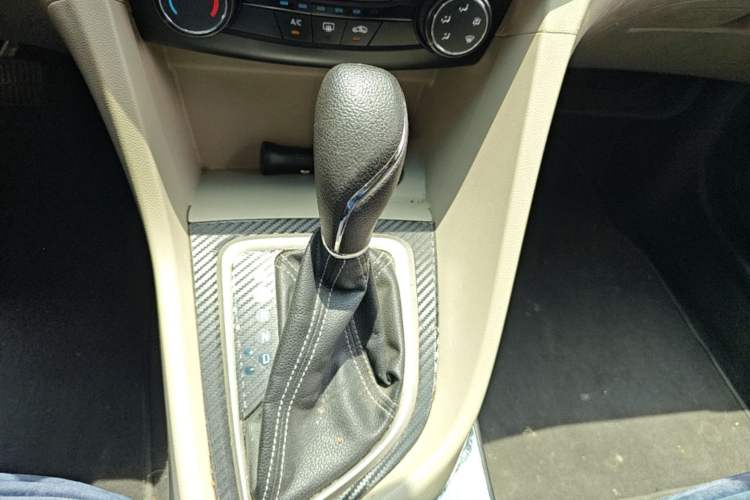 Used Buick GT 2015 15N Automatic Entry-Level Trim Gear Lever