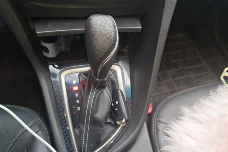 Used Buick GT 2015 15N Automatic Deluxe Edition Gear Lever