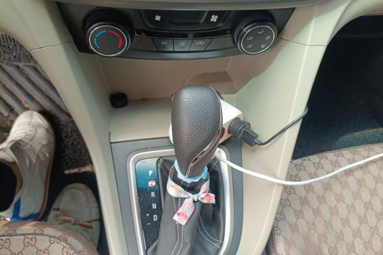 Used Buick GT 2015 15N Automatic Entry-Level Trim Gear Lever