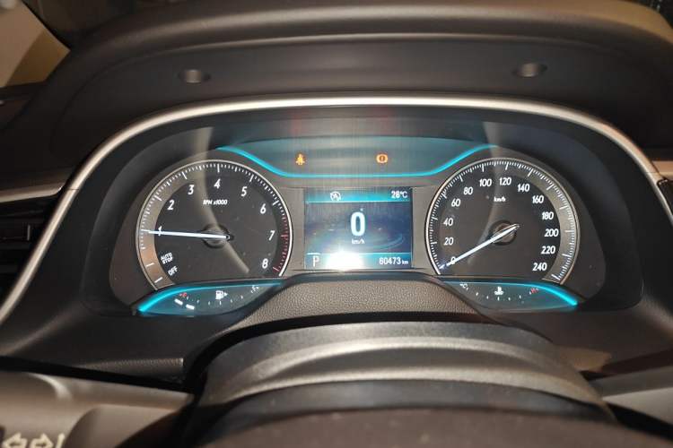 Used Buick GT 2015 18T Dual-Clutch Luxury Model Instrument Cluster