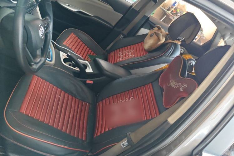 Used Buick GT 2015 15N Automatic Elite Version Left Front Seat
