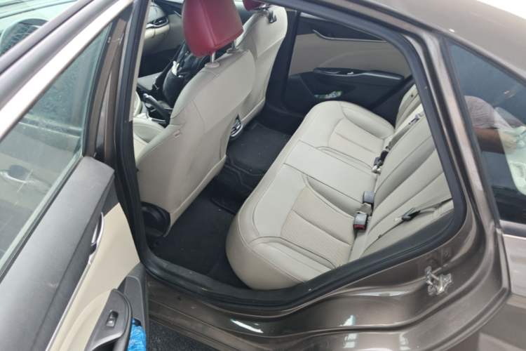 Used Buick GT 2015 15N Automatic Elite Version Left Rear Seat
