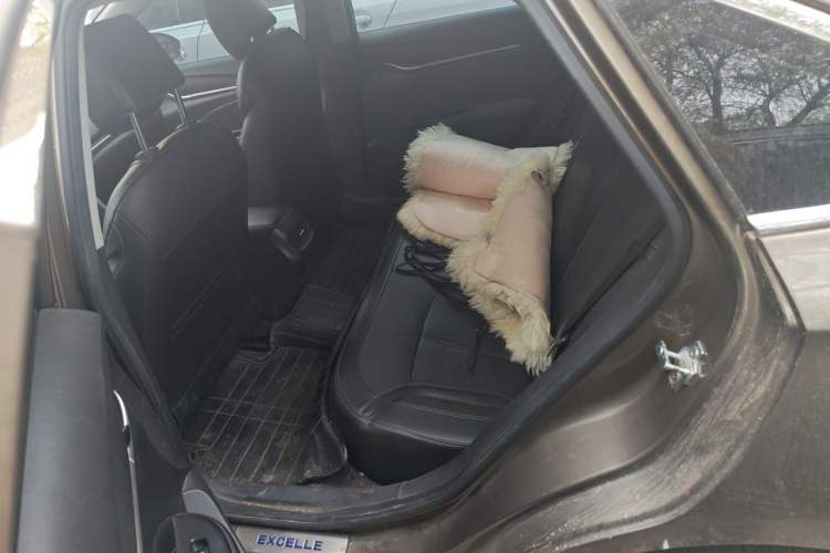 Used Buick GT 2015 15N Automatic Deluxe Edition Left Rear Seat