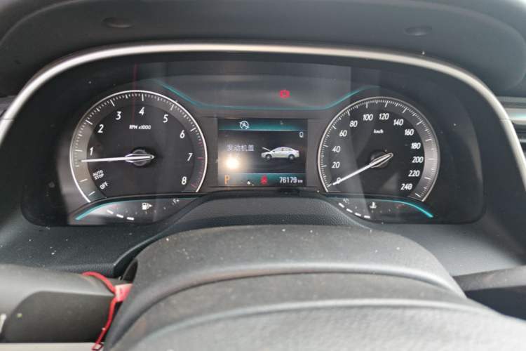 Used Buick GT 2015 15N Automatic Elite Version Odometer Close Up