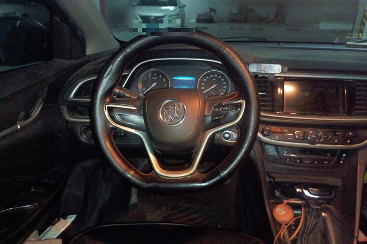 Used Buick GT 2015 15N Automatic Deluxe Edition Steering Wheel