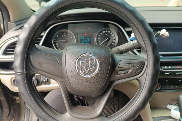 Used Buick GT 2015 15N Automatic Entry-Level Trim Steering Wheel