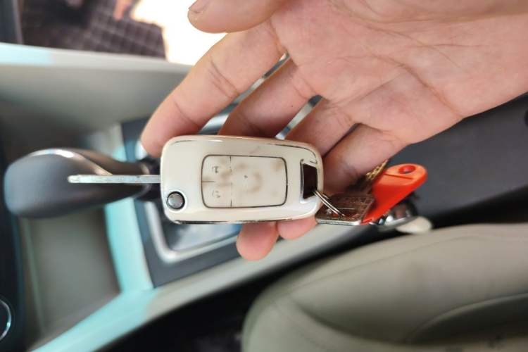 Used Buick GT 2015 15N Automatic Elite Version Vehicle Key