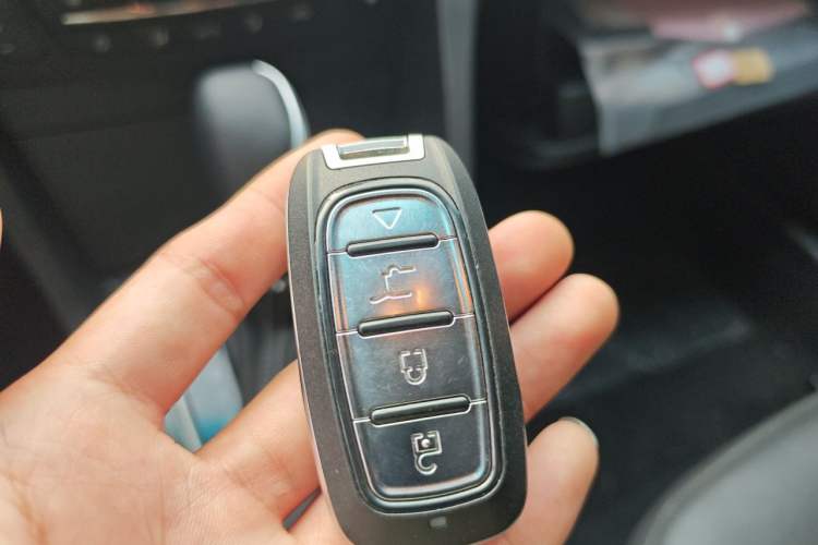 Used Buick GT 2015 15N Automatic Deluxe Edition Vehicle Key