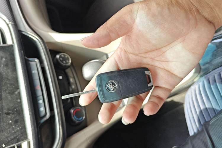 Used Buick GT 2015 15N Automatic Entry-Level Trim Vehicle Key