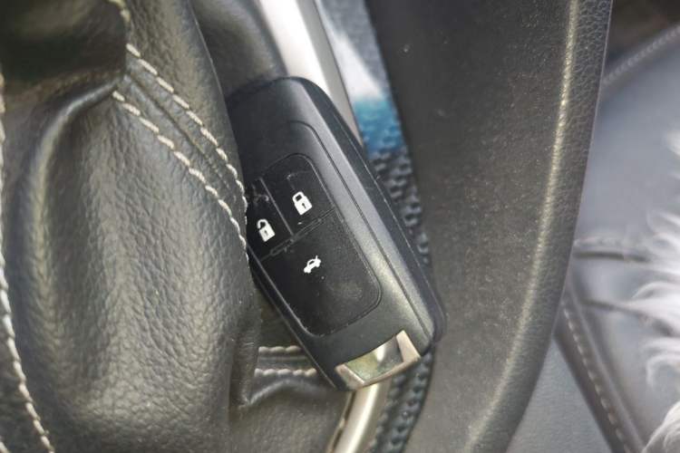 Used Buick GT 2015 15N Automatic Deluxe Edition Vehicle Key