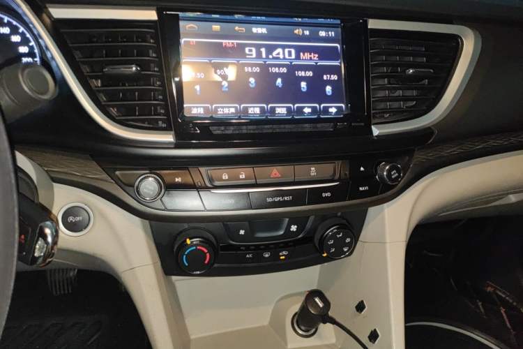 Used Buick GT 2015 15N Manual Elite Edition Audio And AC Panel
