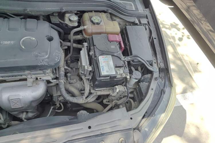 Used Buick GT 2015 15N Automatic Entry-Level Trim Engine Bay Left