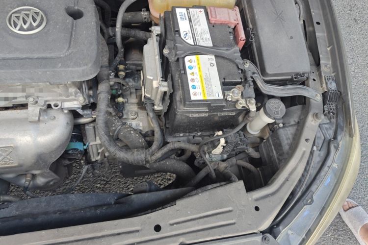 Used Buick GT 2015 15N Automatic Elite Version Engine Bay Left