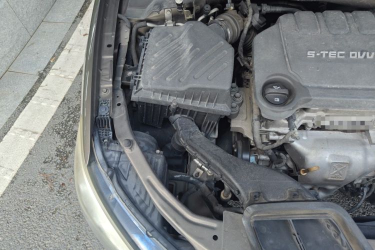 Used Buick GT 2015 15N Automatic Elite Version Engine Bay Right