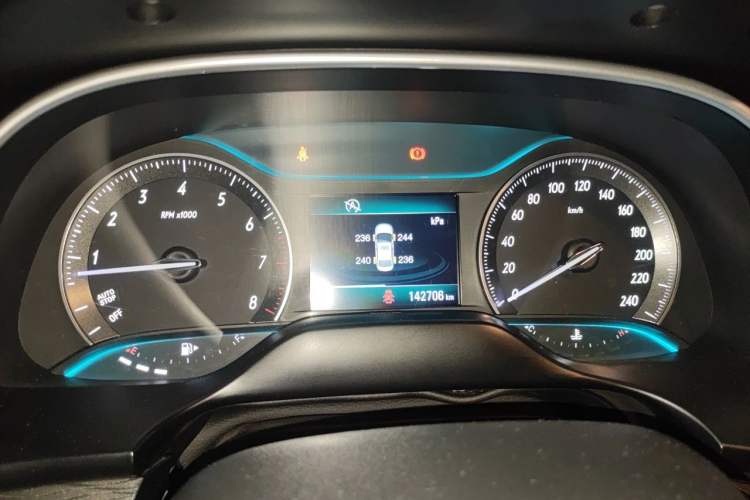 Used Buick GT 2015 15N Manual Elite Edition Instrument Cluster
