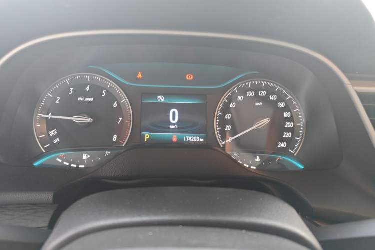 Used Buick GT 2015 15N Automatic Elite Version Instrument Cluster