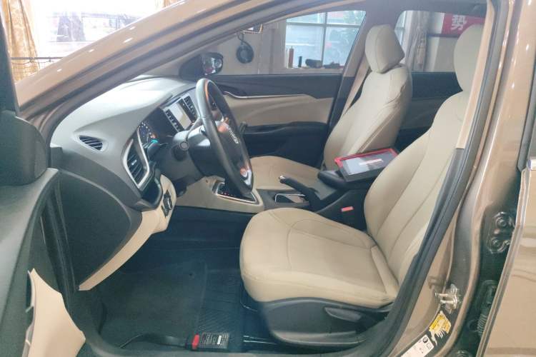 Used Buick GT 2015 15N Automatic Elite Version Left Front Seat