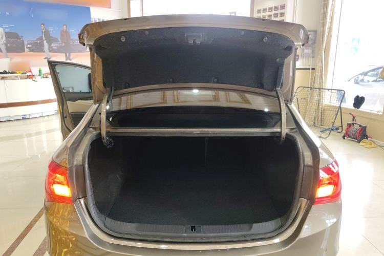 Used Buick GT 2015 15N Automatic Elite Version Trunk