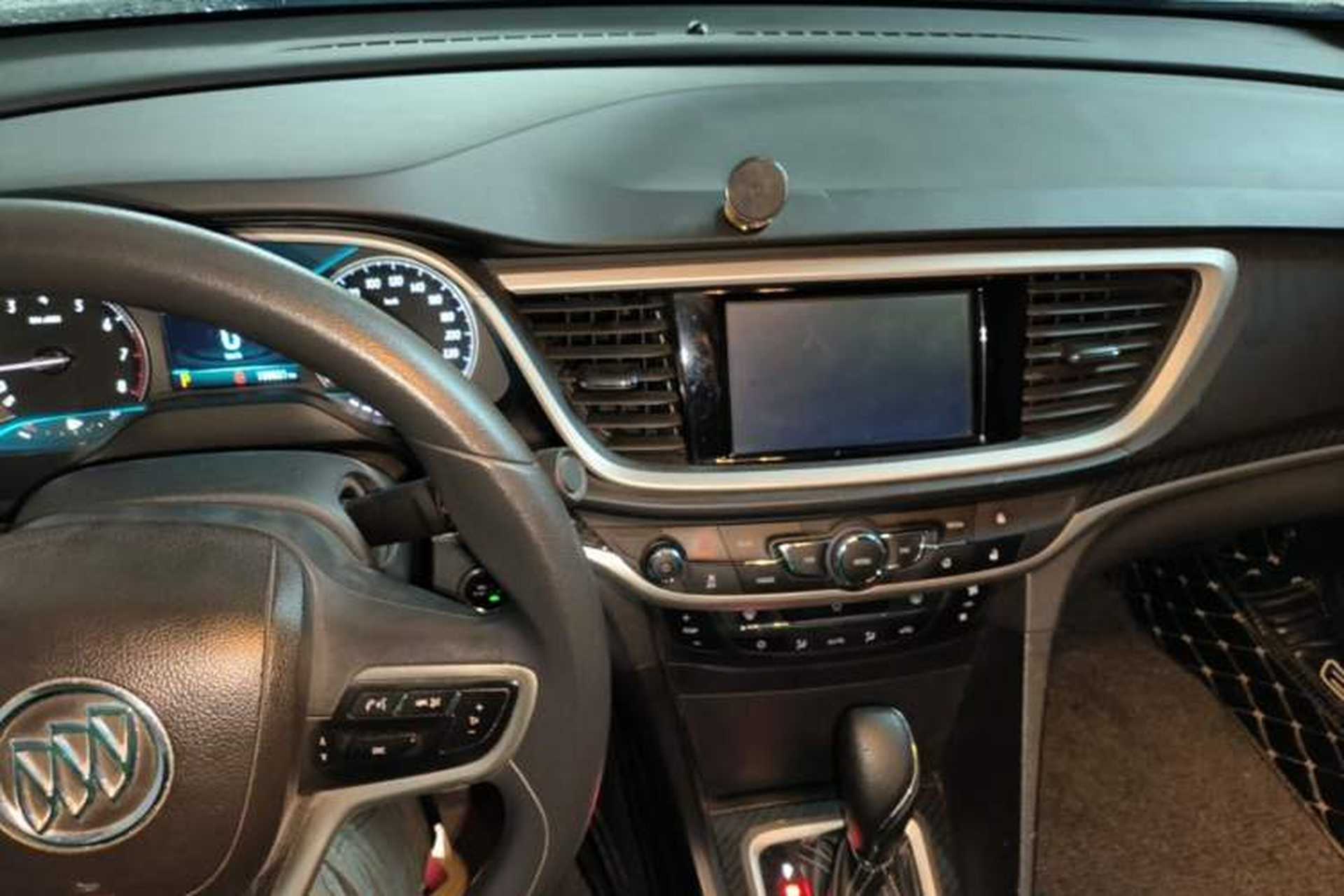 Used Buick GT 2015 15N Automatic Deluxe Edition Audio And AC Panel