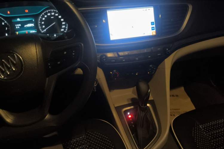 Used Buick GT 2015 15N Automatic Elite Version Audio And AC Panel