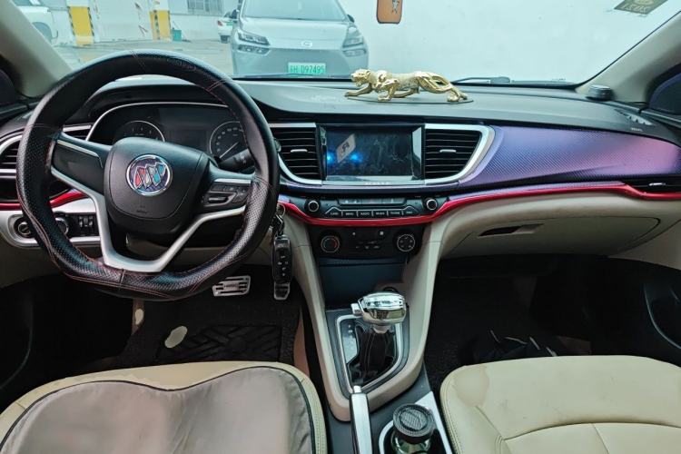 Used Buick GT 2015 15N Automatic Entry-Level Trim Center Console