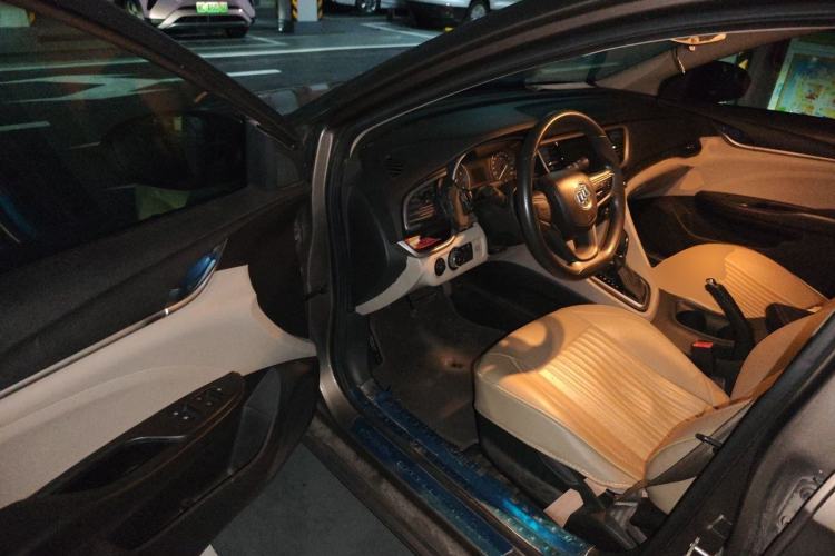 Used Buick GT 2015 15N Automatic Entry-Level Trim Driver Seat