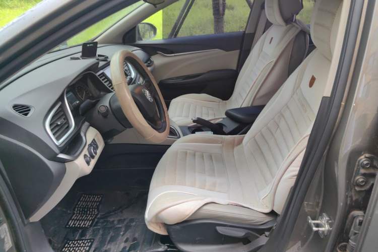 Used Buick GT 2015 15N Automatic Elite Version Driver Seat