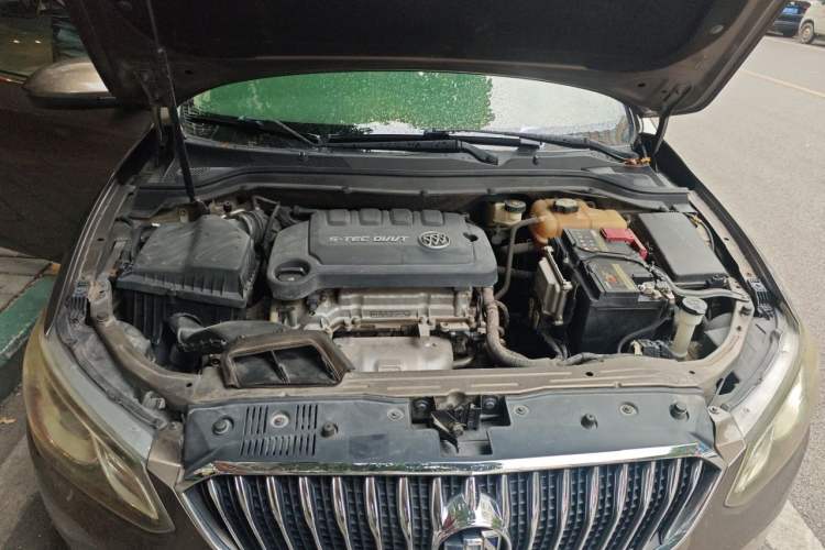 Used Buick GT 2015 15N Automatic Deluxe Edition Engine Bay