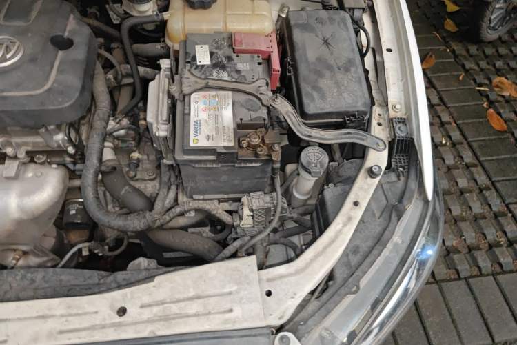 Used Buick GT 2015 15N Automatic Deluxe Edition Engine Bay Left