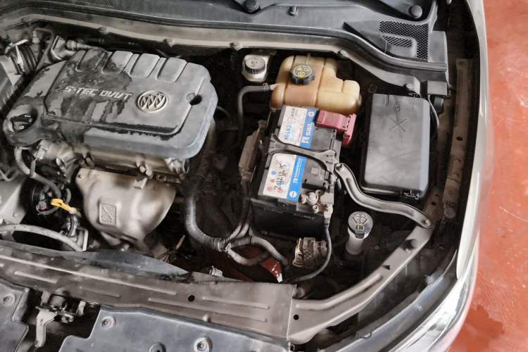 Used Buick GT 2015 15N Manual Elite Edition Engine Bay Left