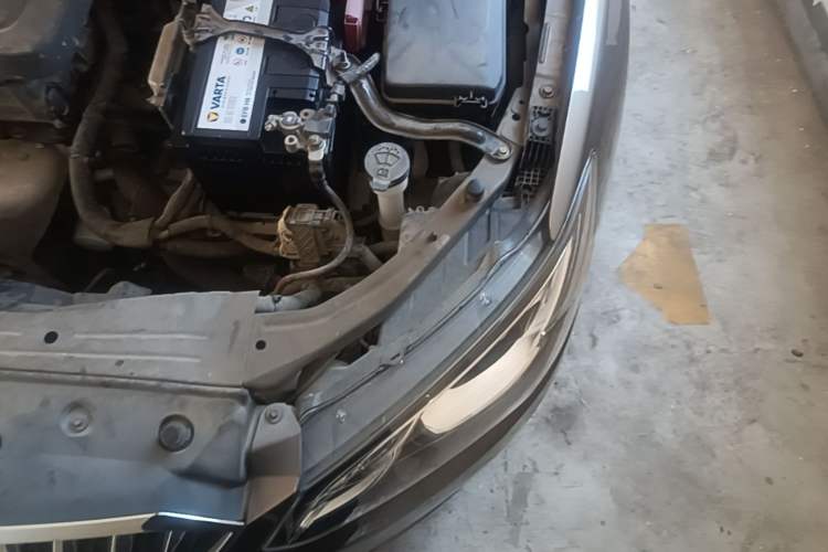 Used Buick GT 2015 15N Automatic Deluxe Edition Engine Bay Left