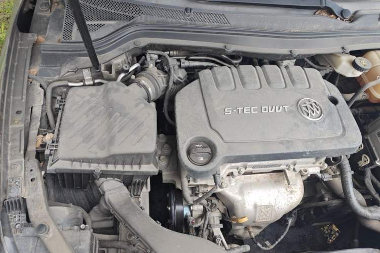 Used Buick GT 2015 15N Automatic Entry-Level Trim Engine Bay Right