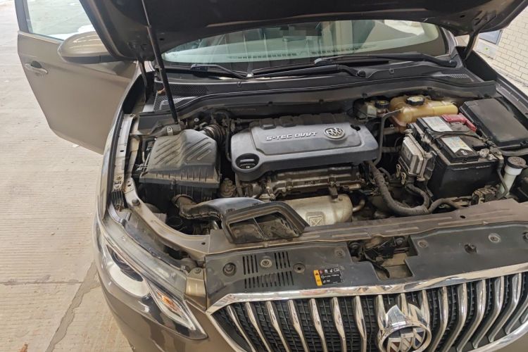 Used Buick GT 2015 15N Automatic Elite Version Engine Bay Right