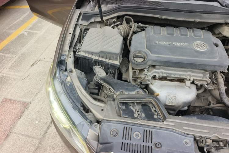 Used Buick GT 2015 15N Automatic Elite Version Engine Bay Right