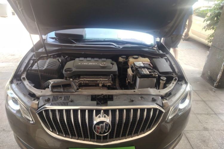 Used Buick GT 2015 15N Automatic Elite Version Engine Bay