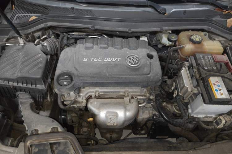 Used Buick GT 2015 15N Automatic Entry-Level Trim Engine Bay