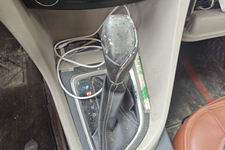 Used Buick GT 2015 15N Automatic Entry-Level Trim Gear Lever