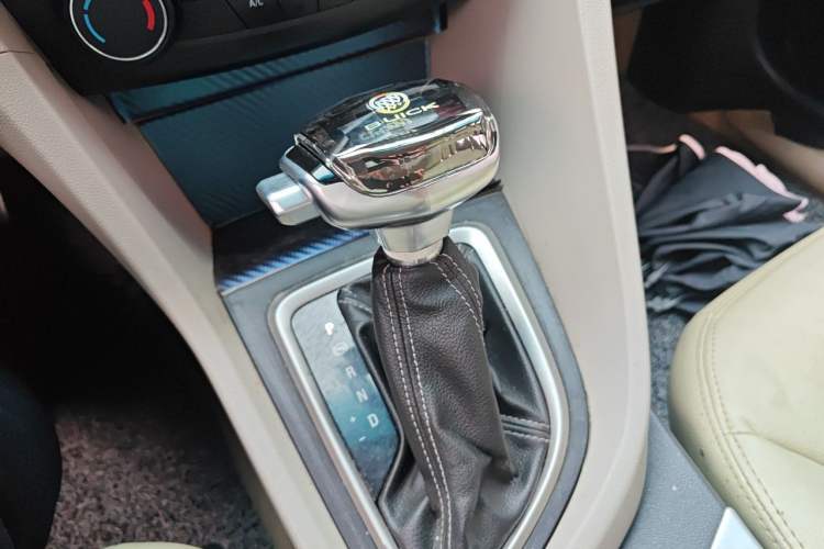 Used Buick GT 2015 15N Automatic Entry-Level Trim Gear Lever