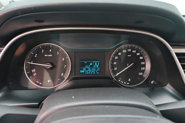 Used Buick GT 2015 15N Automatic Entry-Level Trim Instrument Cluster