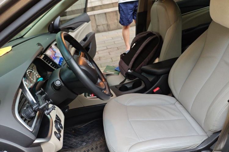 Used Buick GT 2015 15N Automatic Elite Version Left Front Seat
