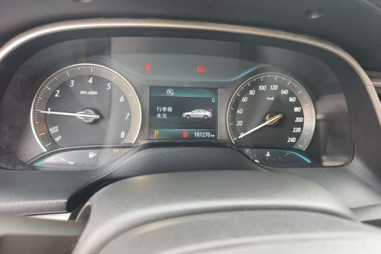 Used Buick GT 2015 15N Automatic Elite Version Odometer Close Up