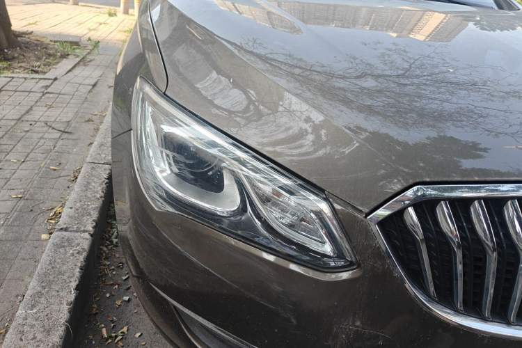 Used Buick GT 2015 15N Automatic Elite Version Right Front Headlight