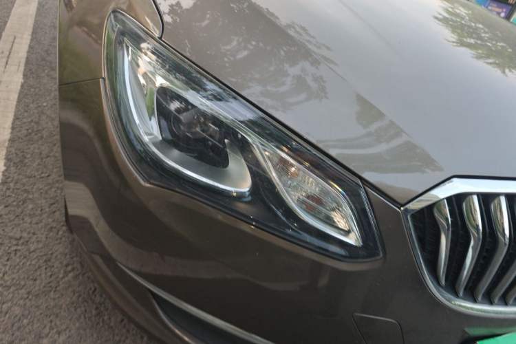 Used Buick GT 2015 15N Automatic Deluxe Edition Right Front Headlight