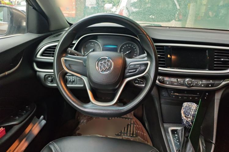 Used Buick GT 2015 15N Automatic Deluxe Edition Steering Wheel