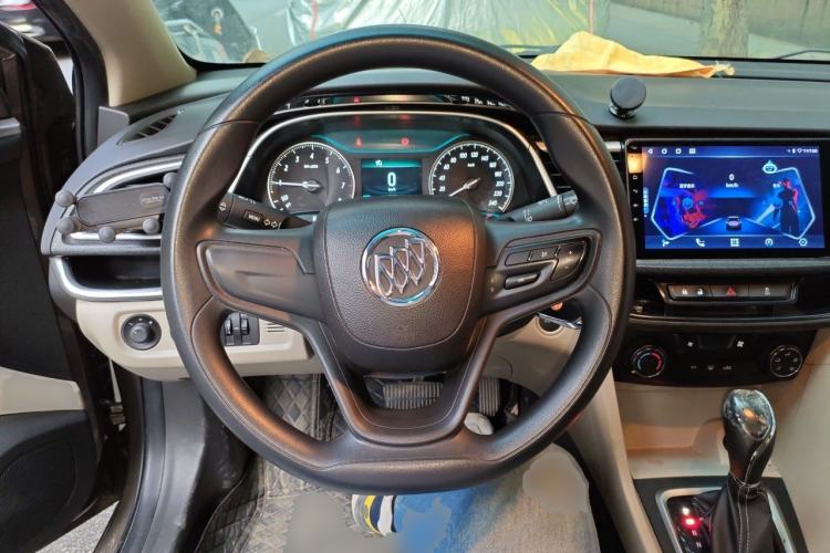 Used Buick GT 2015 15N Automatic Elite Version Steering Wheel