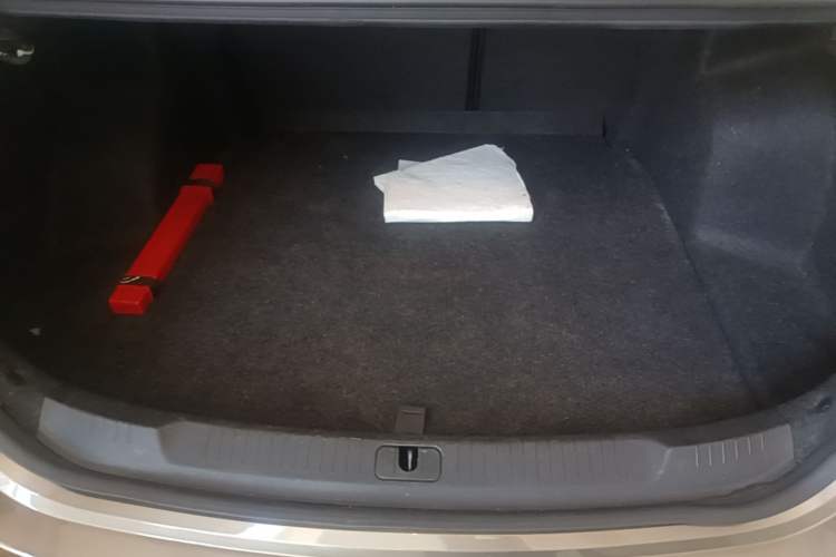 Used Buick GT 2015 15N Automatic Deluxe Edition Trunk