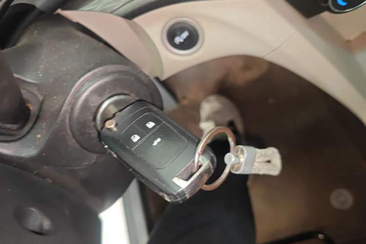 Used Buick GT 2015 15N Automatic Elite Version Vehicle Key