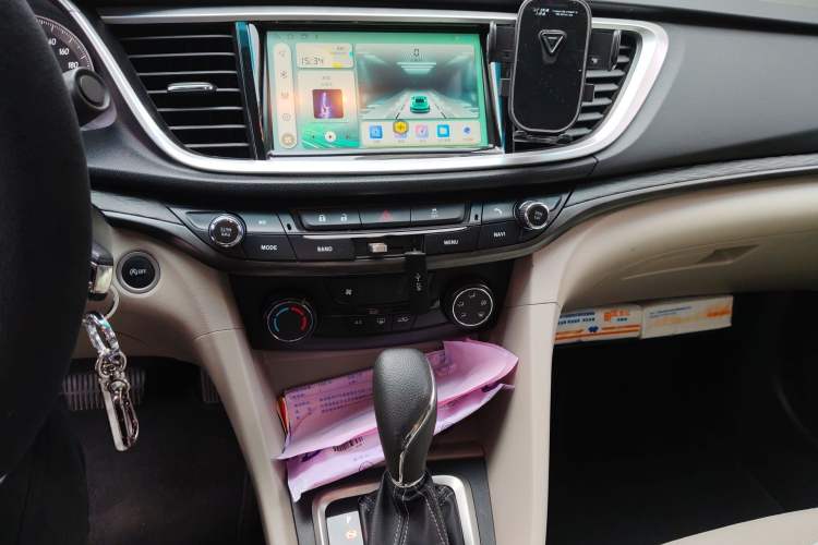 Used Buick GT 2015 15N Automatic Elite Version Audio And AC Panel
