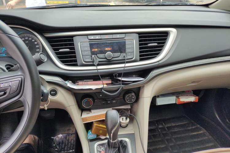 Used Buick GT 2015 15N Automatic Entry-Level Trim Audio And AC Panel